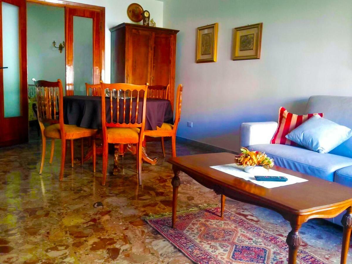 Roma Manuela'S Cozy Guest House Trastevere מראה חיצוני תמונה