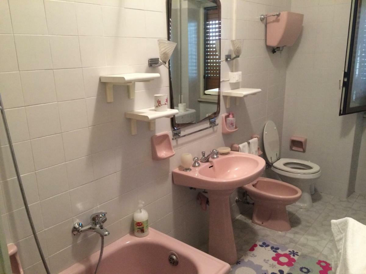 Roma Manuela'S Cozy Guest House Trastevere מראה חיצוני תמונה